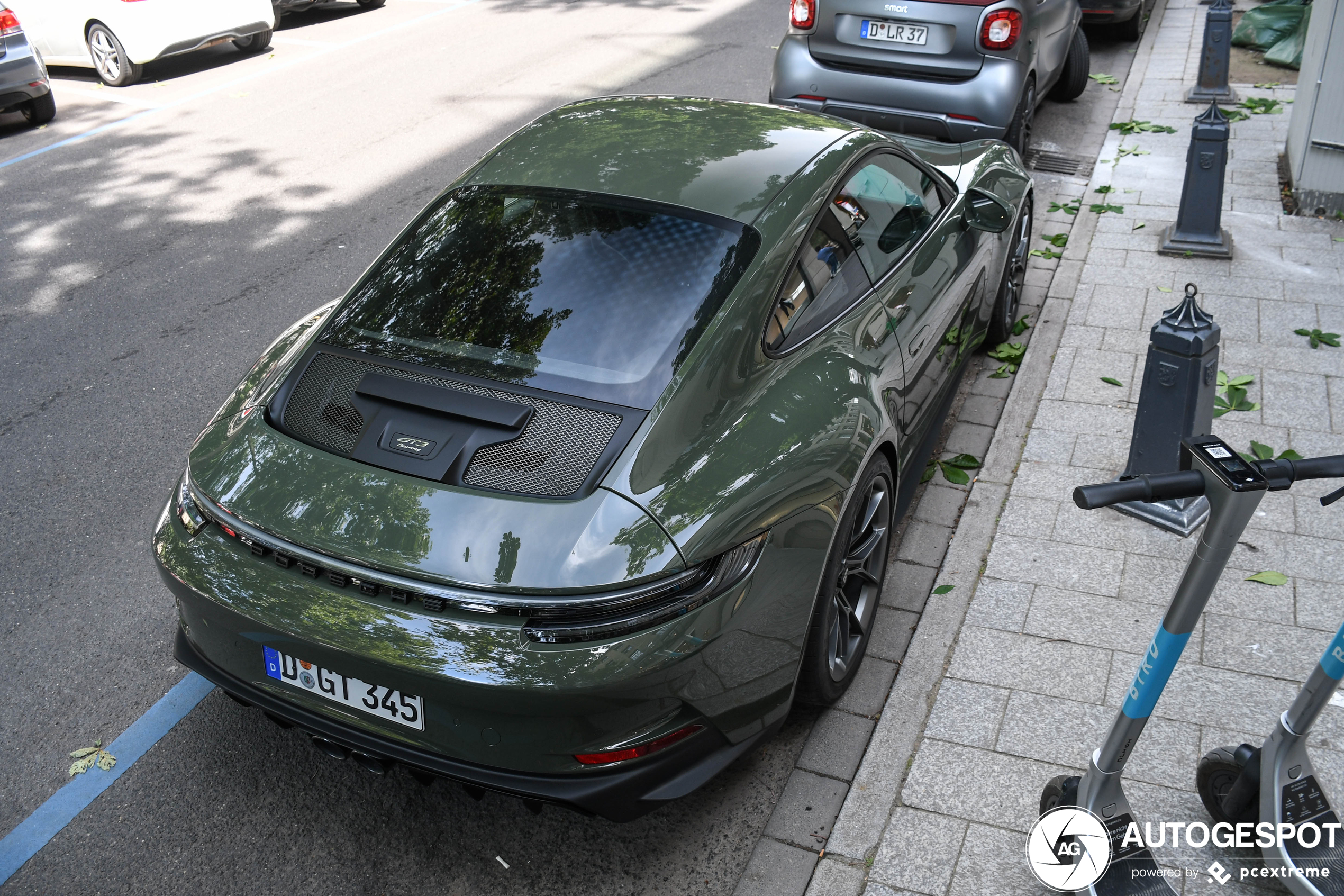 Porsche 992 GT3 Touring