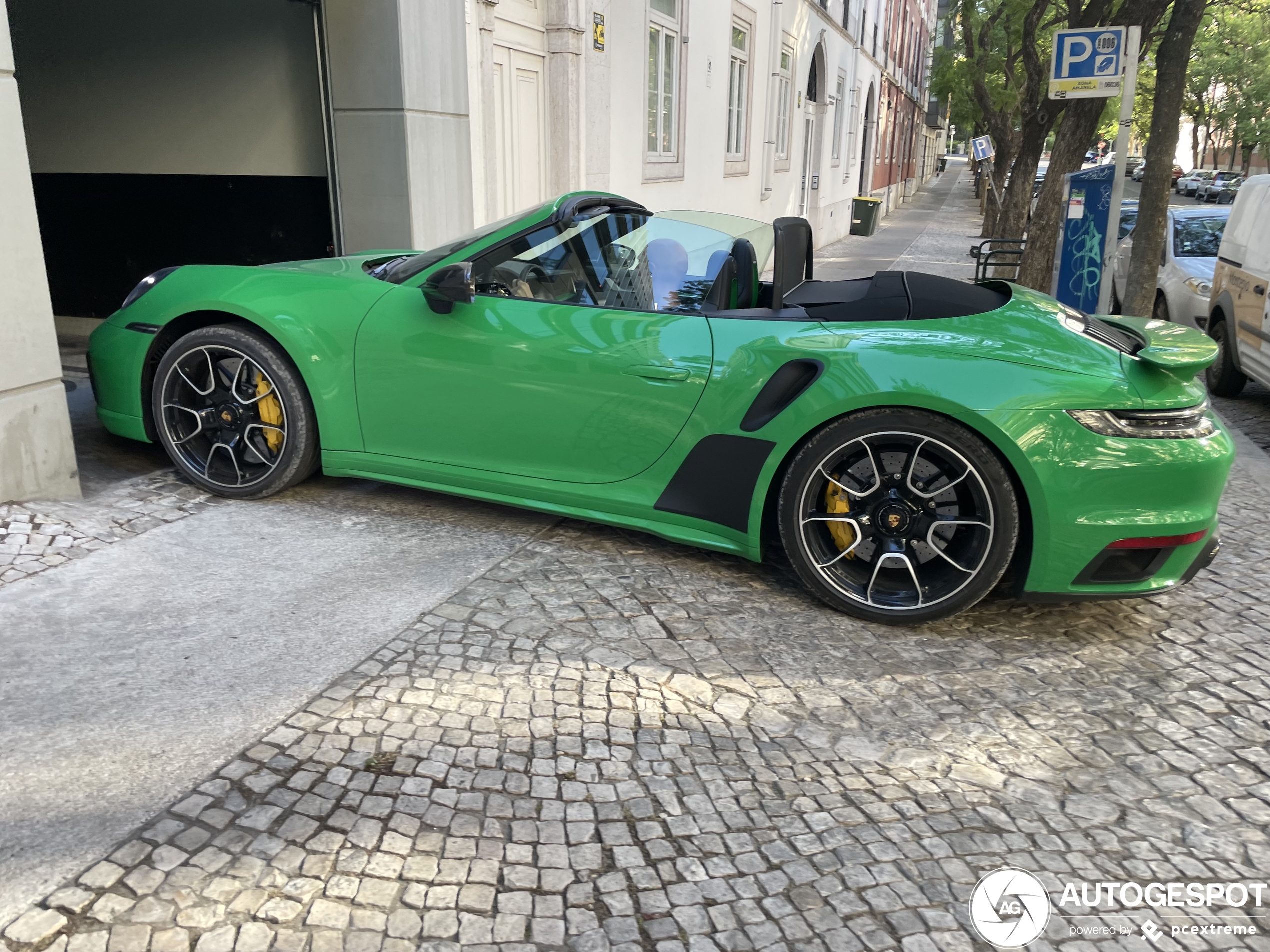 Porsche 992 Turbo S Cabriolet