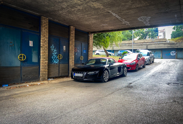 Audi R8 V10 Spyder 2013