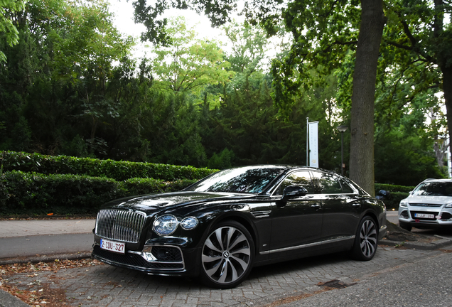 Bentley Flying Spur V8 2021