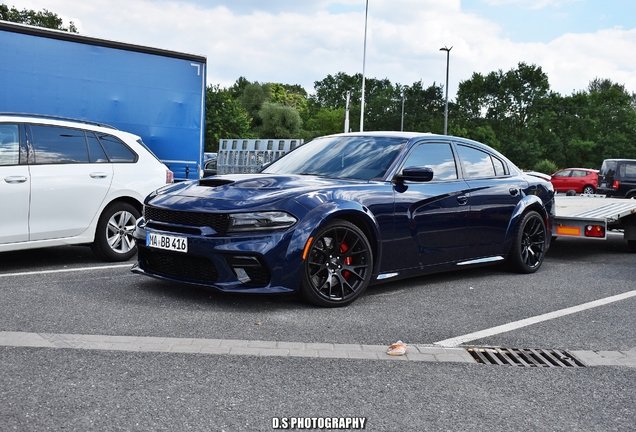 Dodge Charger SRT Hellcat Widebody