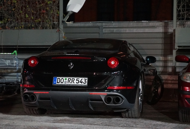 Ferrari California T