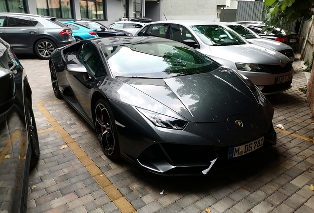 Lamborghini Huracán LP640-4 EVO