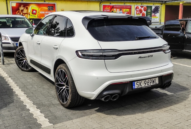 Porsche 95B Macan GTS MkIII