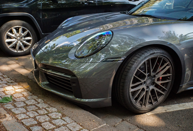 Porsche 992 Turbo Cabriolet