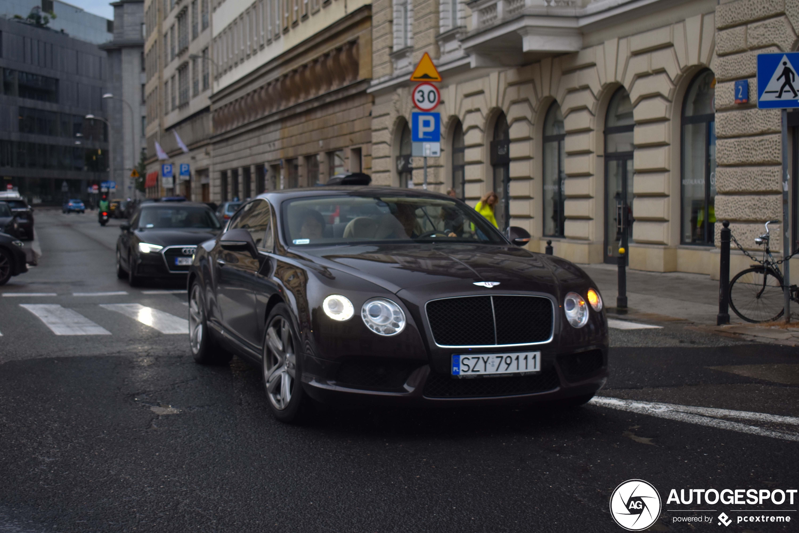 Bentley Continental GT V8