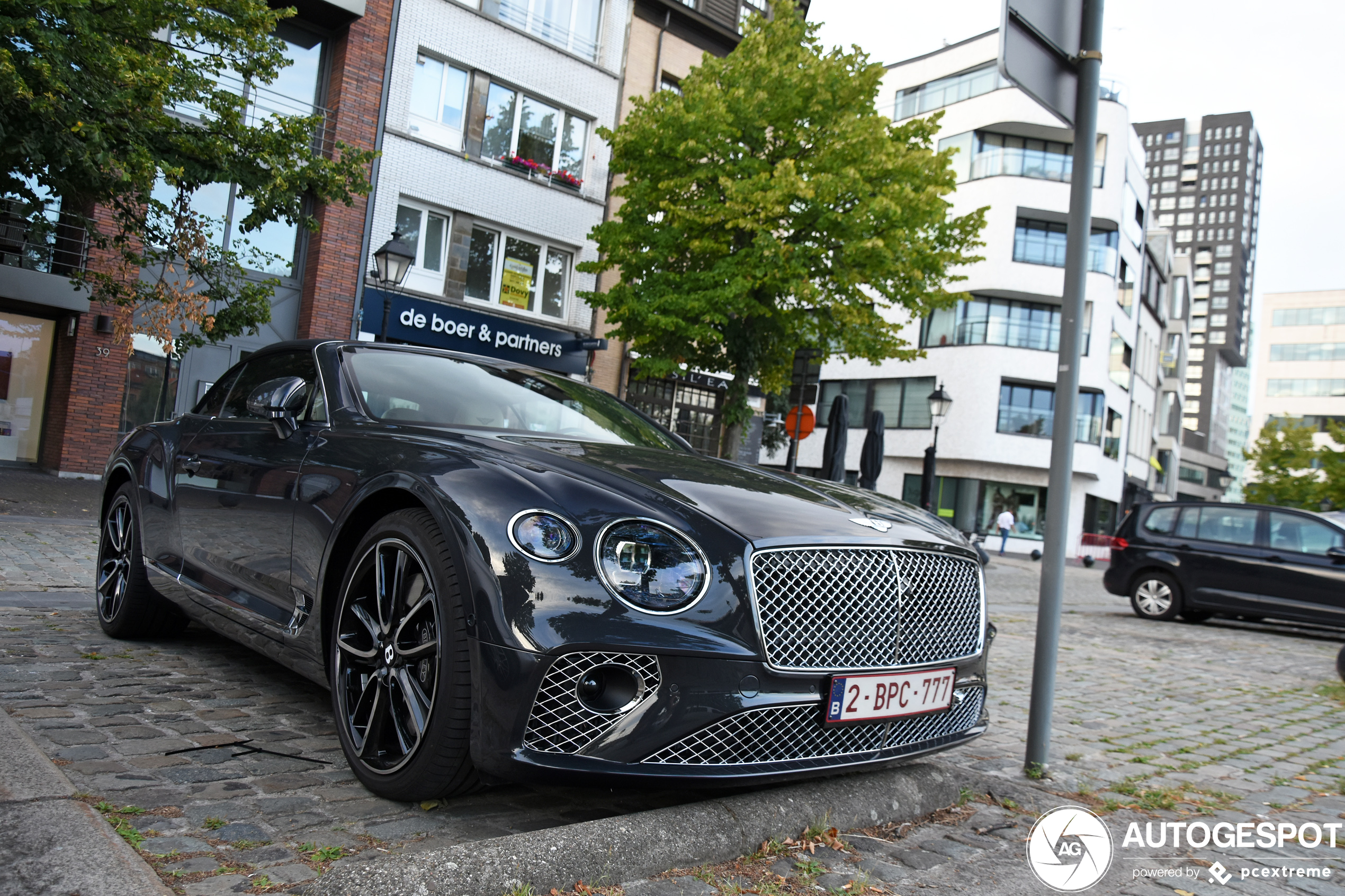 Bentley Continental GTC V8 2020