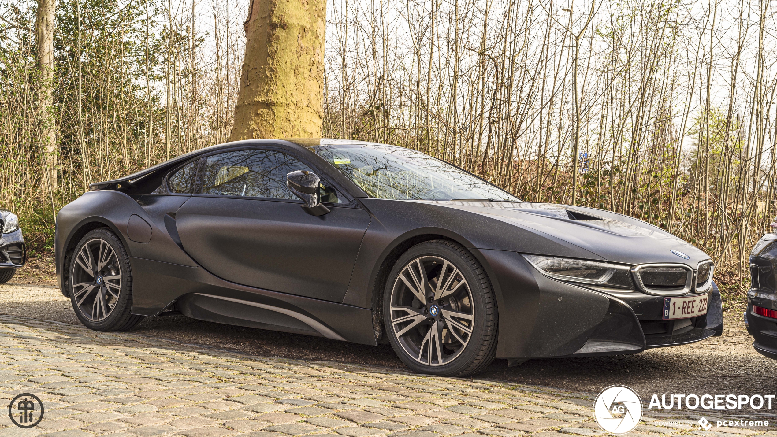 BMW i8 Protonic Frozen Black Edition