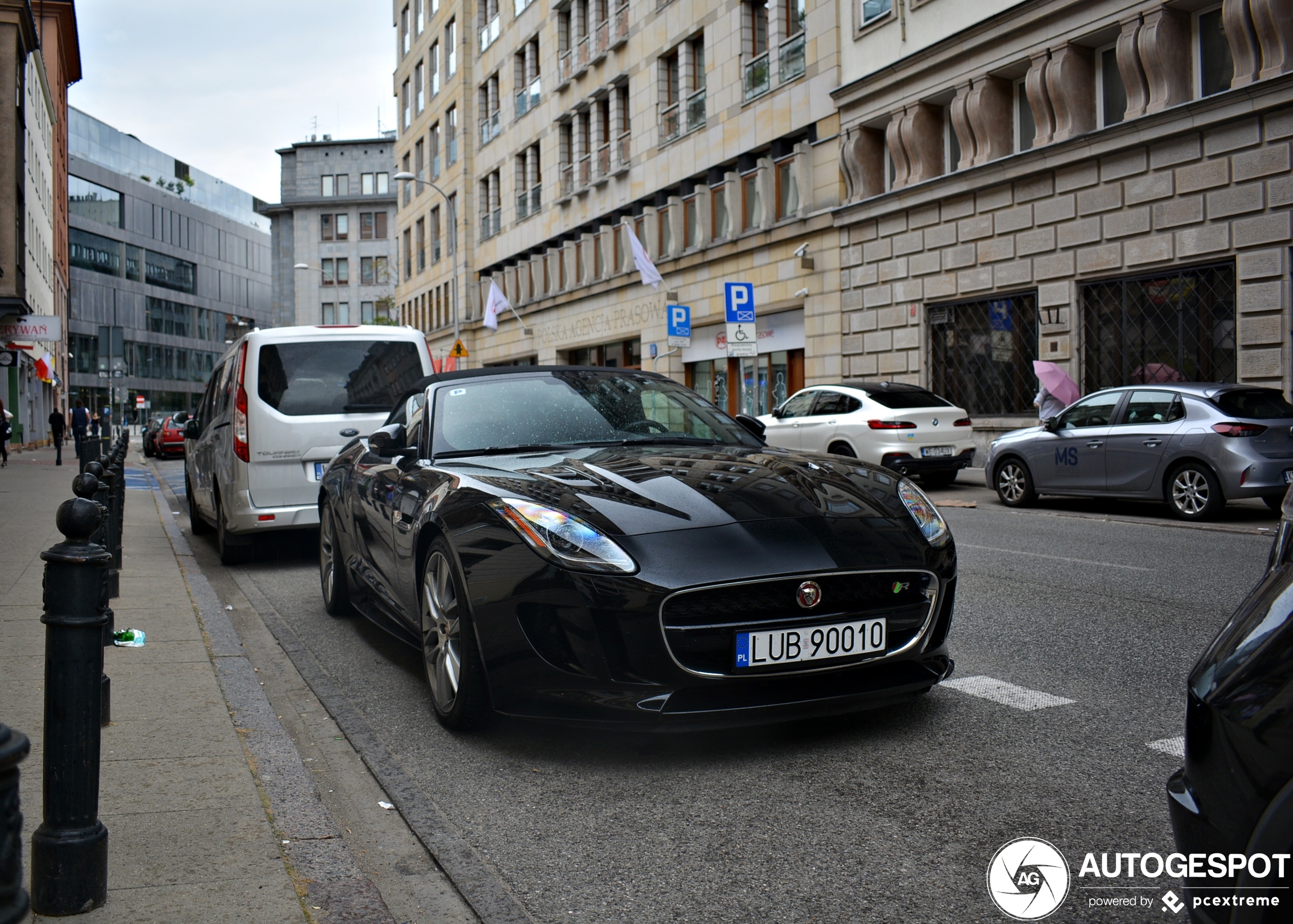 Jaguar F-TYPE R AWD Convertible