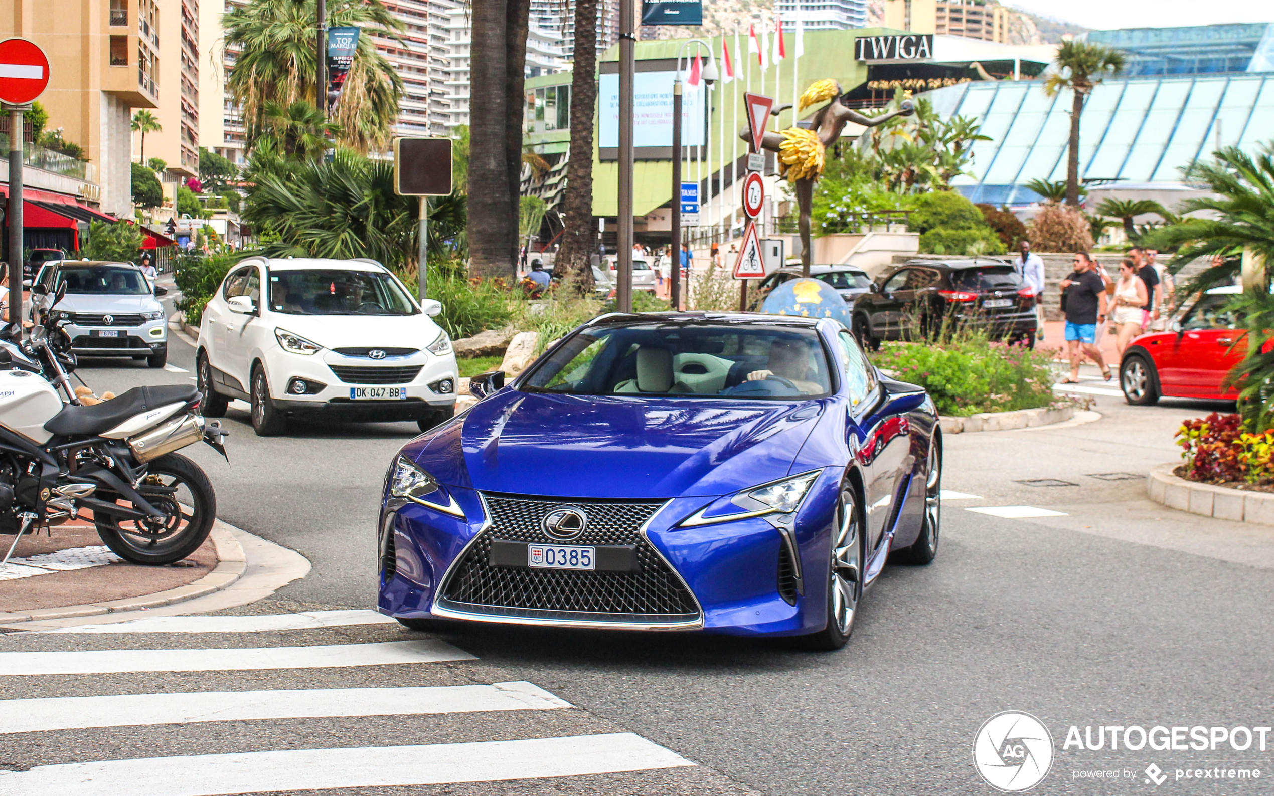 Lexus LC 500 Structural Blue Edition