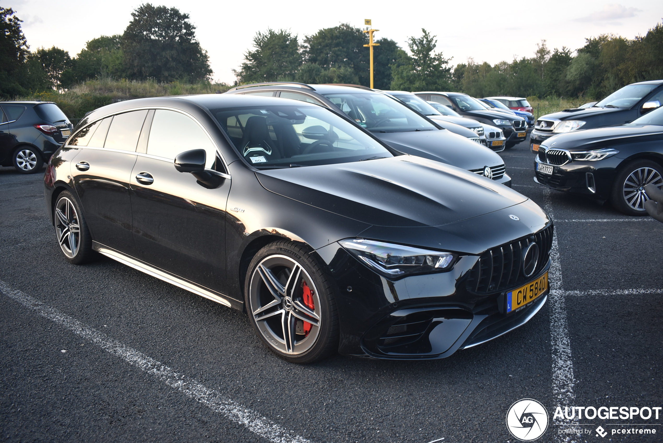 Mercedes-AMG CLA 45 S Shooting Brake X118