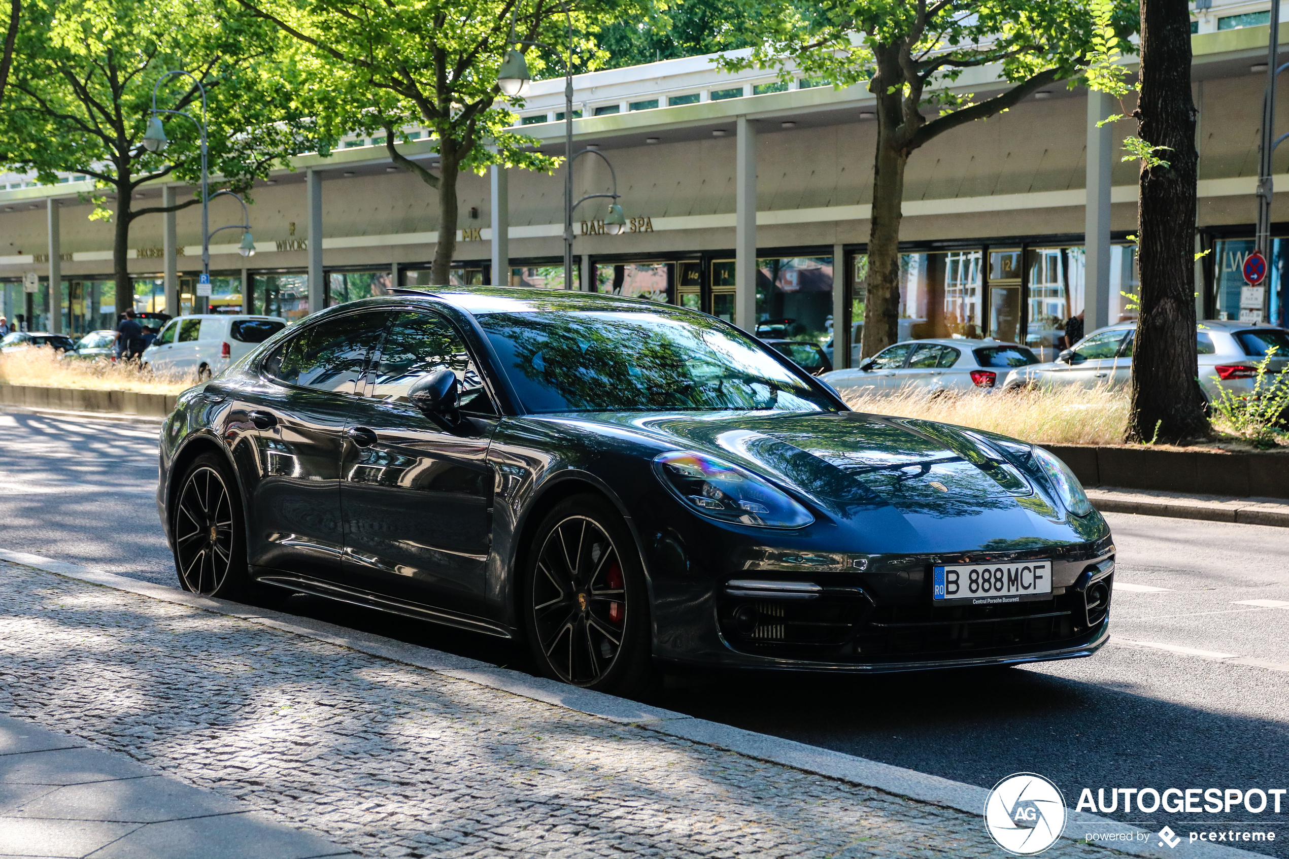 Porsche 971 Panamera GTS MkI