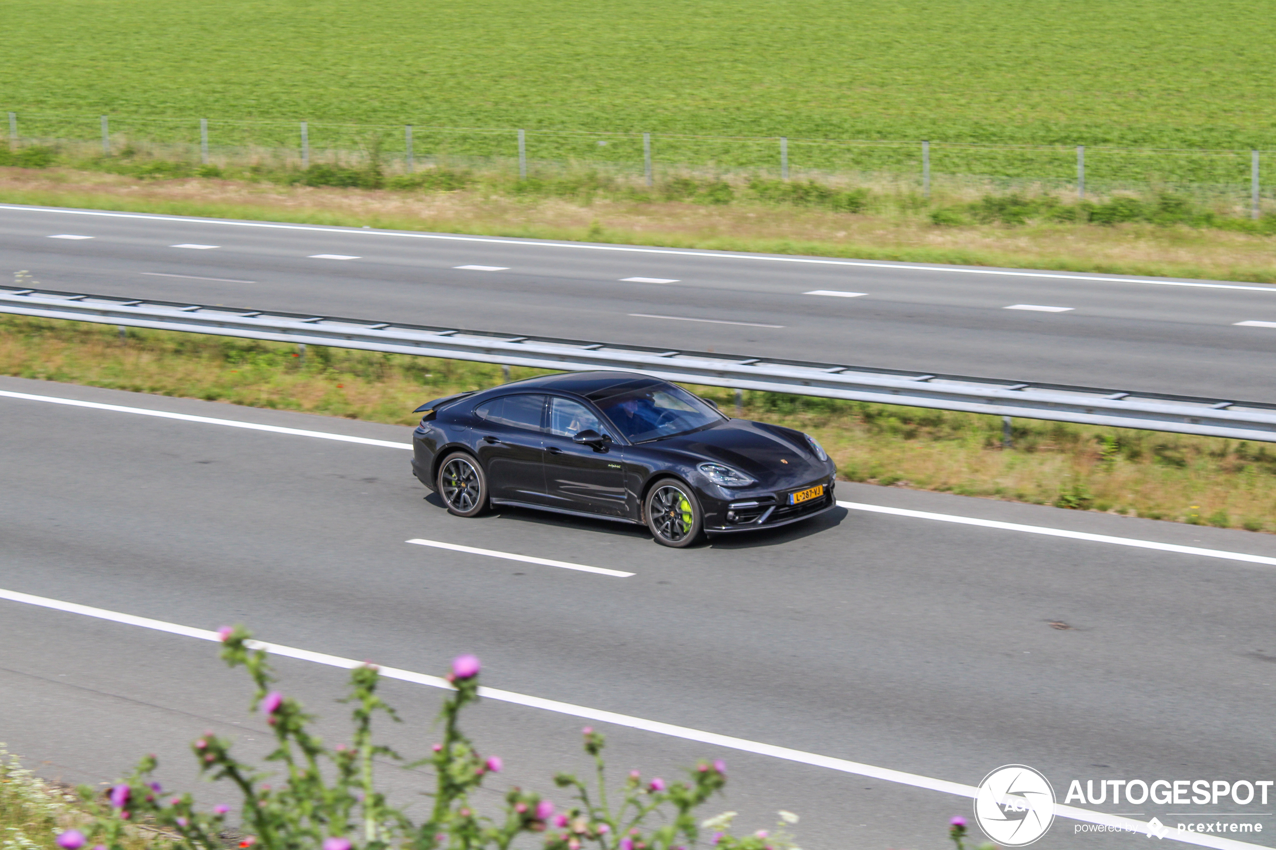 Porsche 971 Panamera Turbo S E-Hybrid