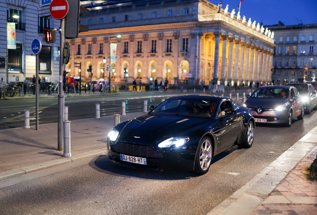 Aston Martin V8 Vantage