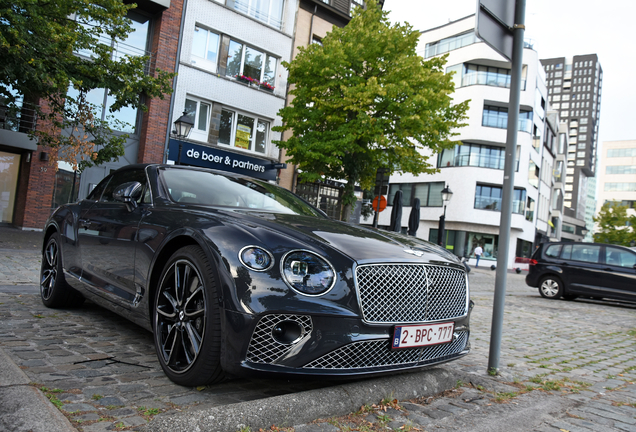 Bentley Continental GTC V8 2020