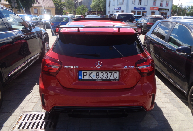 Mercedes-AMG A 45 W176 2015