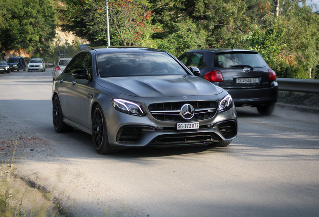 Mercedes-AMG E 63 S W213