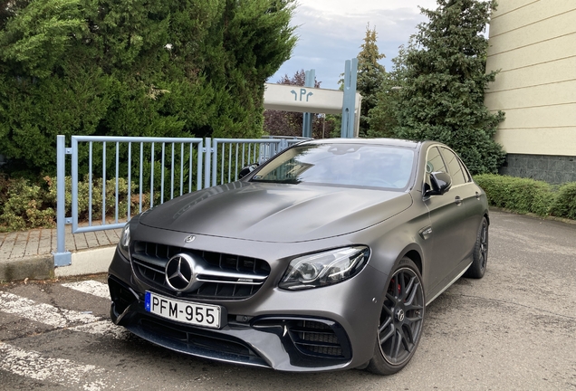 Mercedes-AMG E 63 S W213