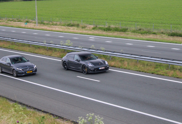 Porsche 971 Panamera Turbo S E-Hybrid Sport Turismo