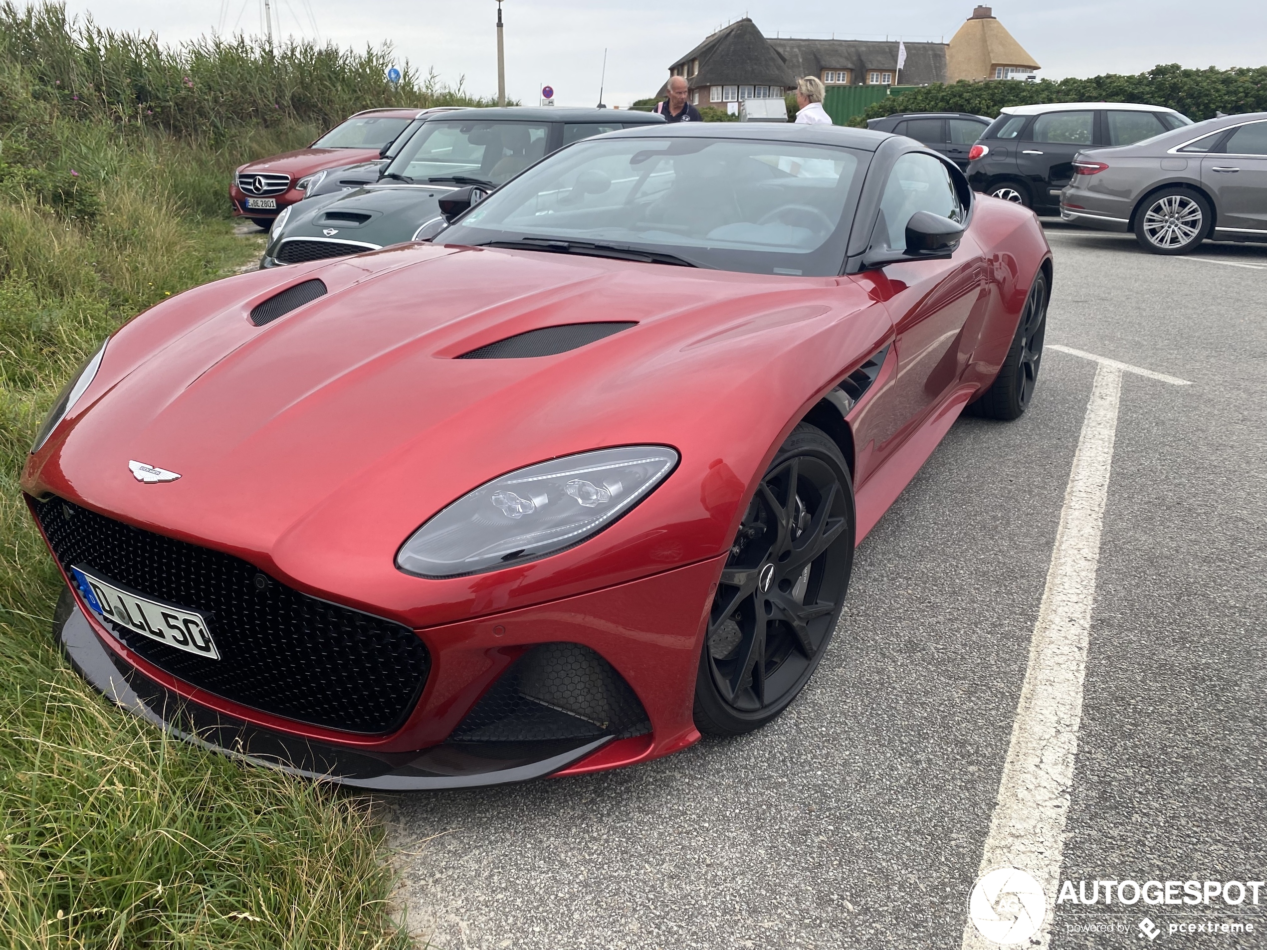 Aston Martin DBS Superleggera