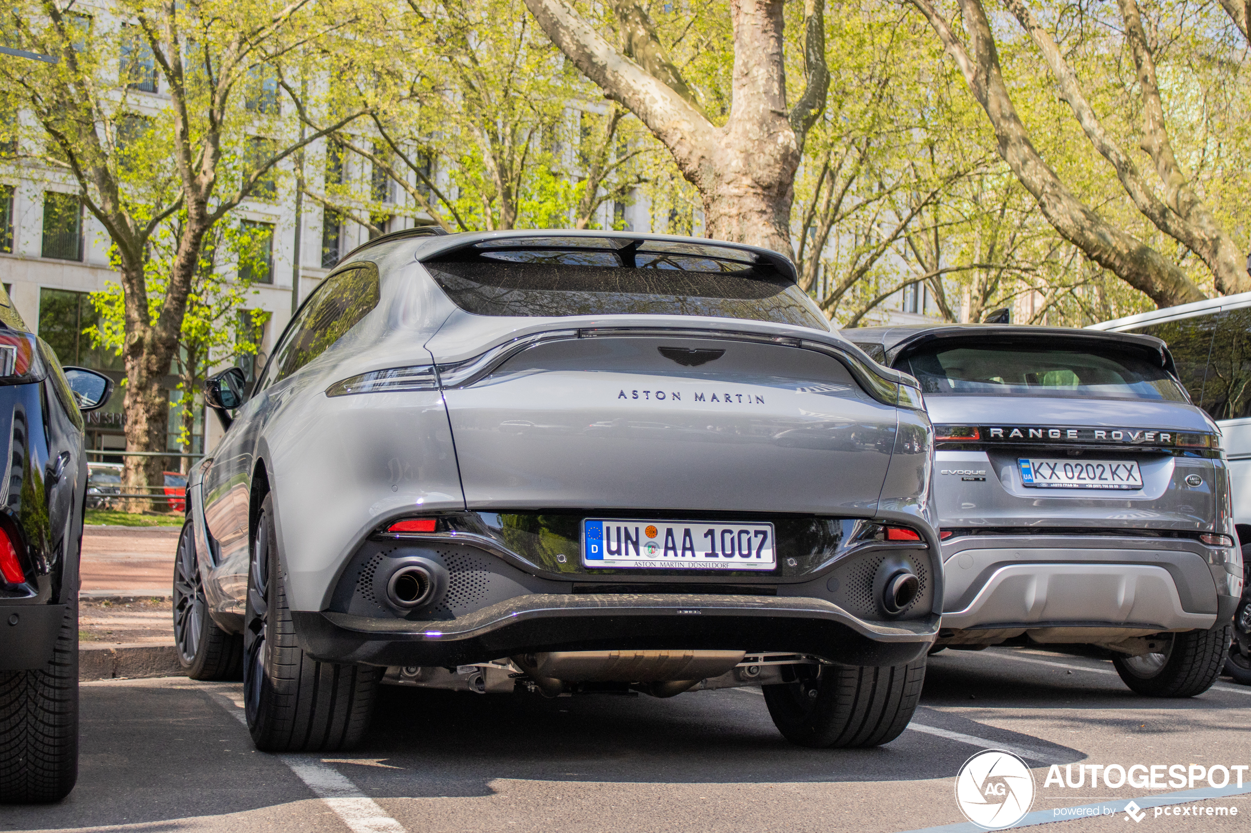 Aston Martin DBX