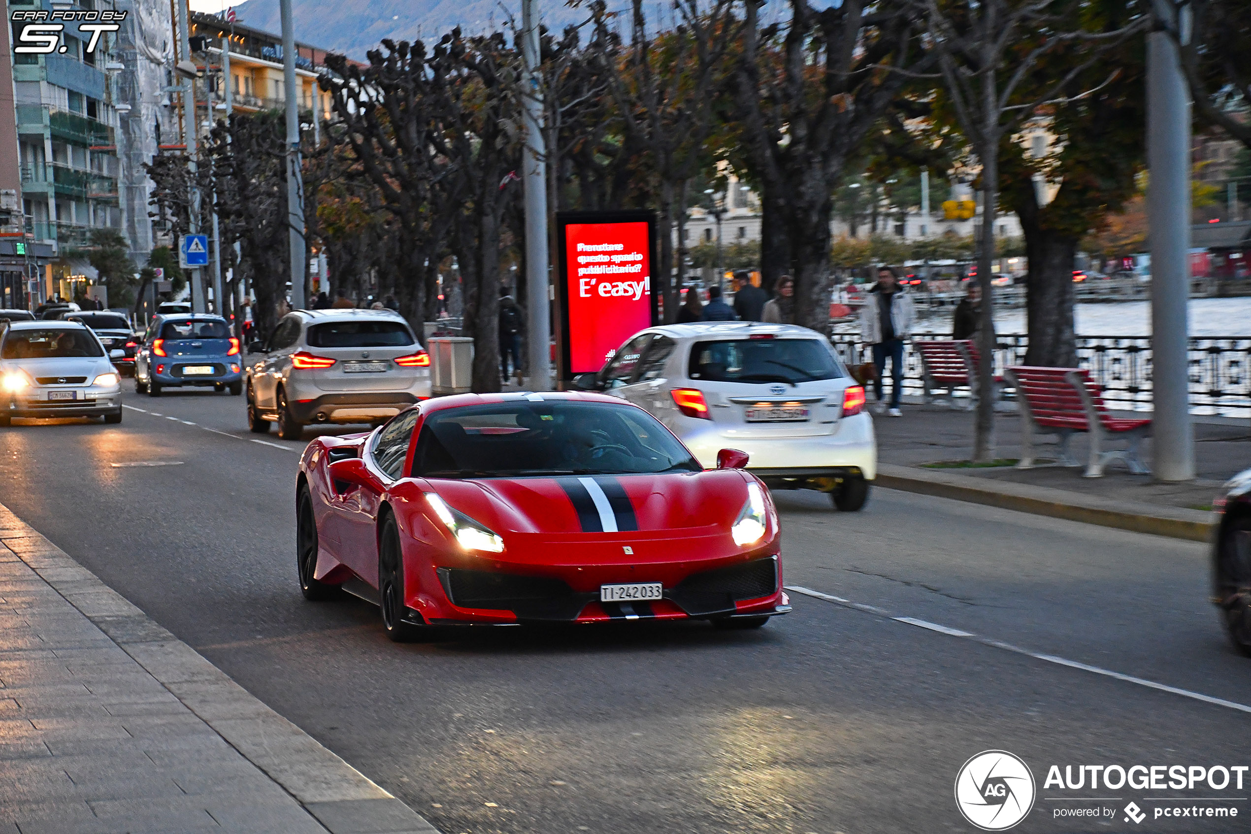 Ferrari 488 Pista