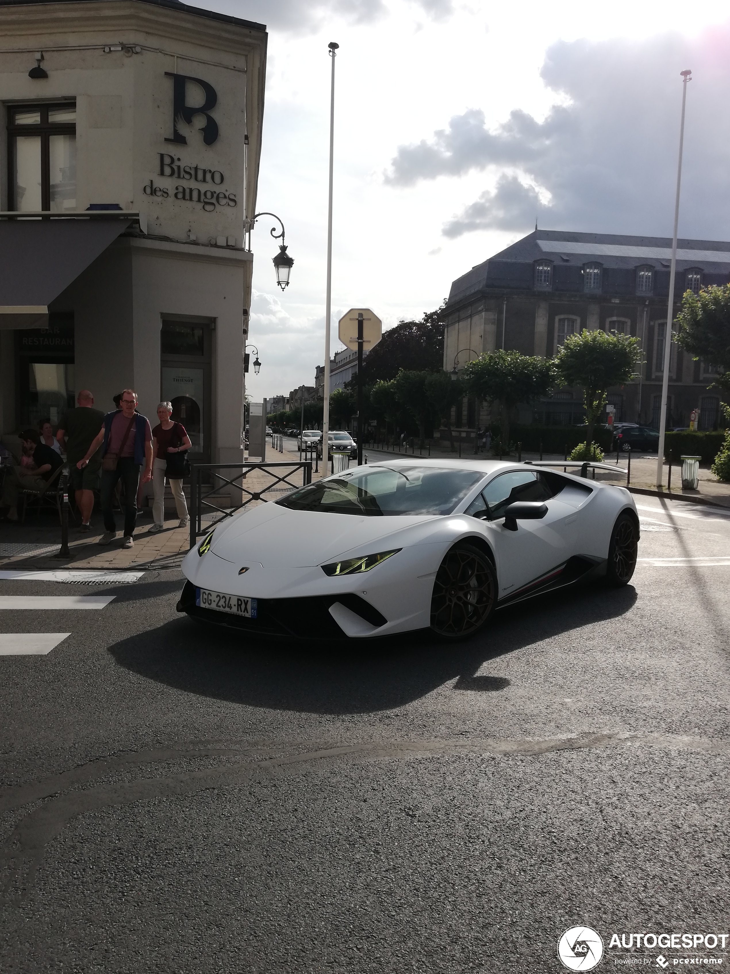 Lamborghini Huracán LP640-4 Performante