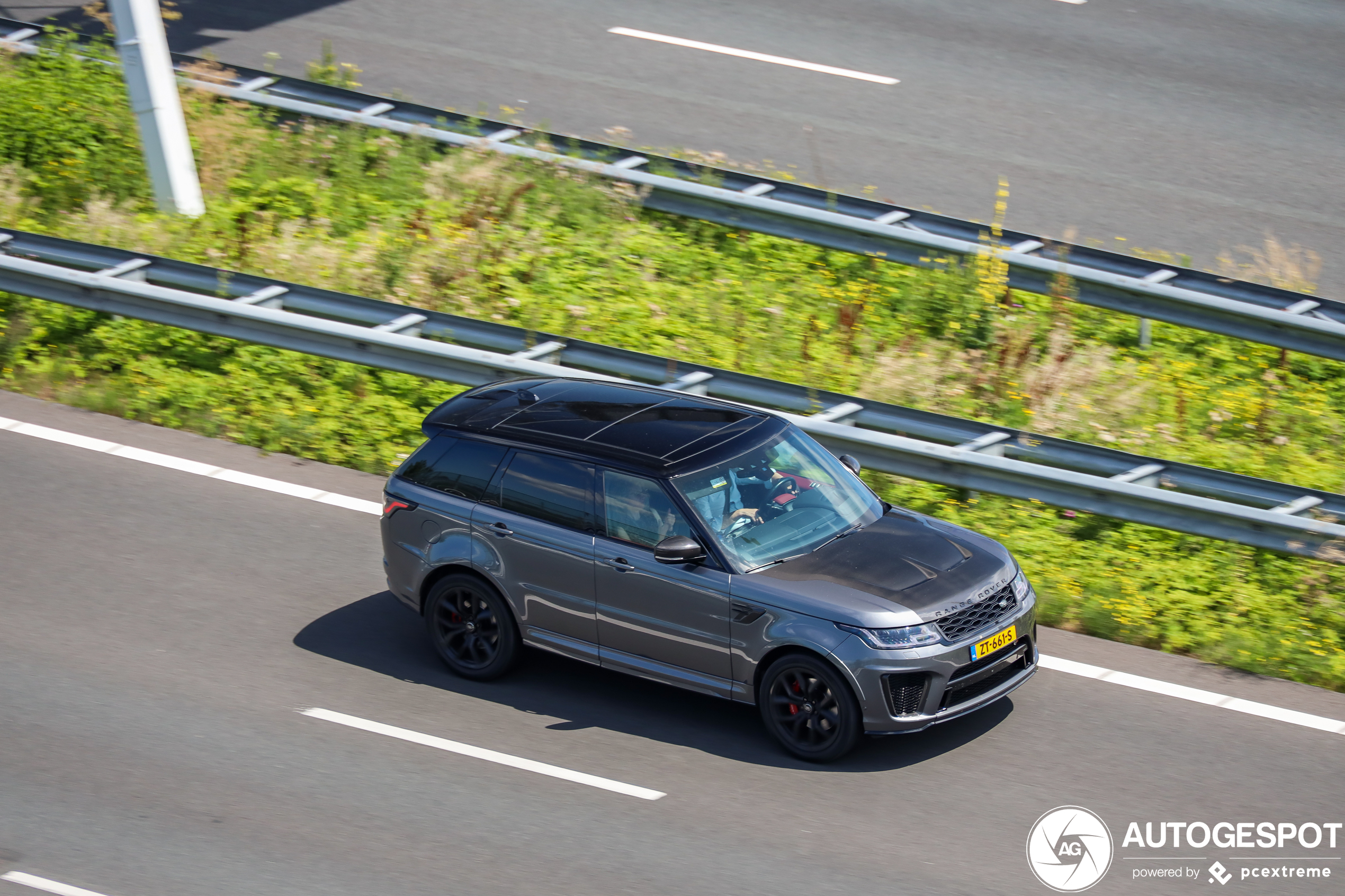 Land Rover Range Rover Sport SVR 2018 Carbon Edition