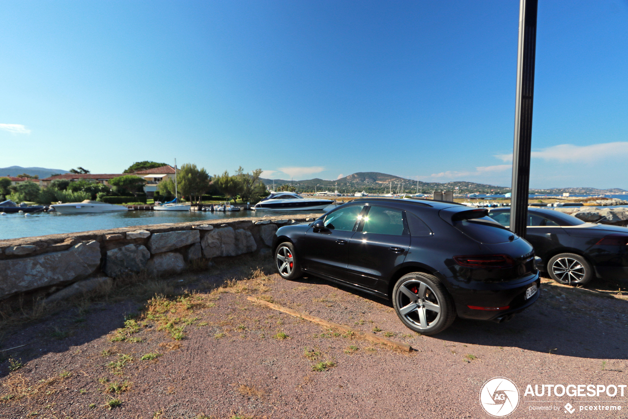 Porsche 95B Macan Turbo