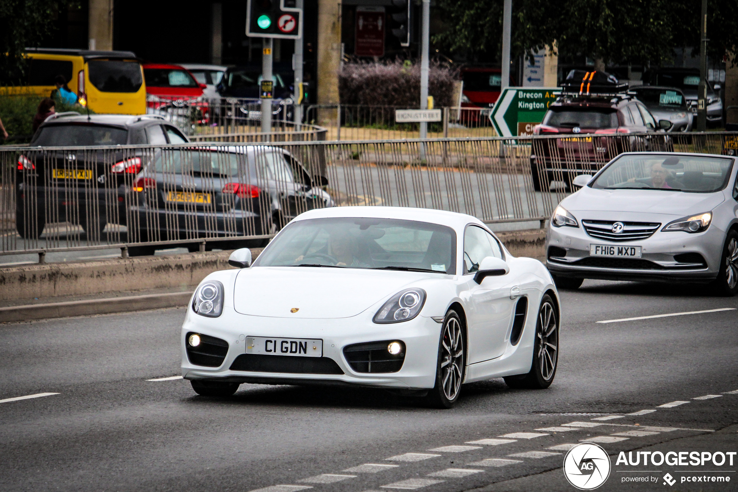 Porsche 981 Cayman S