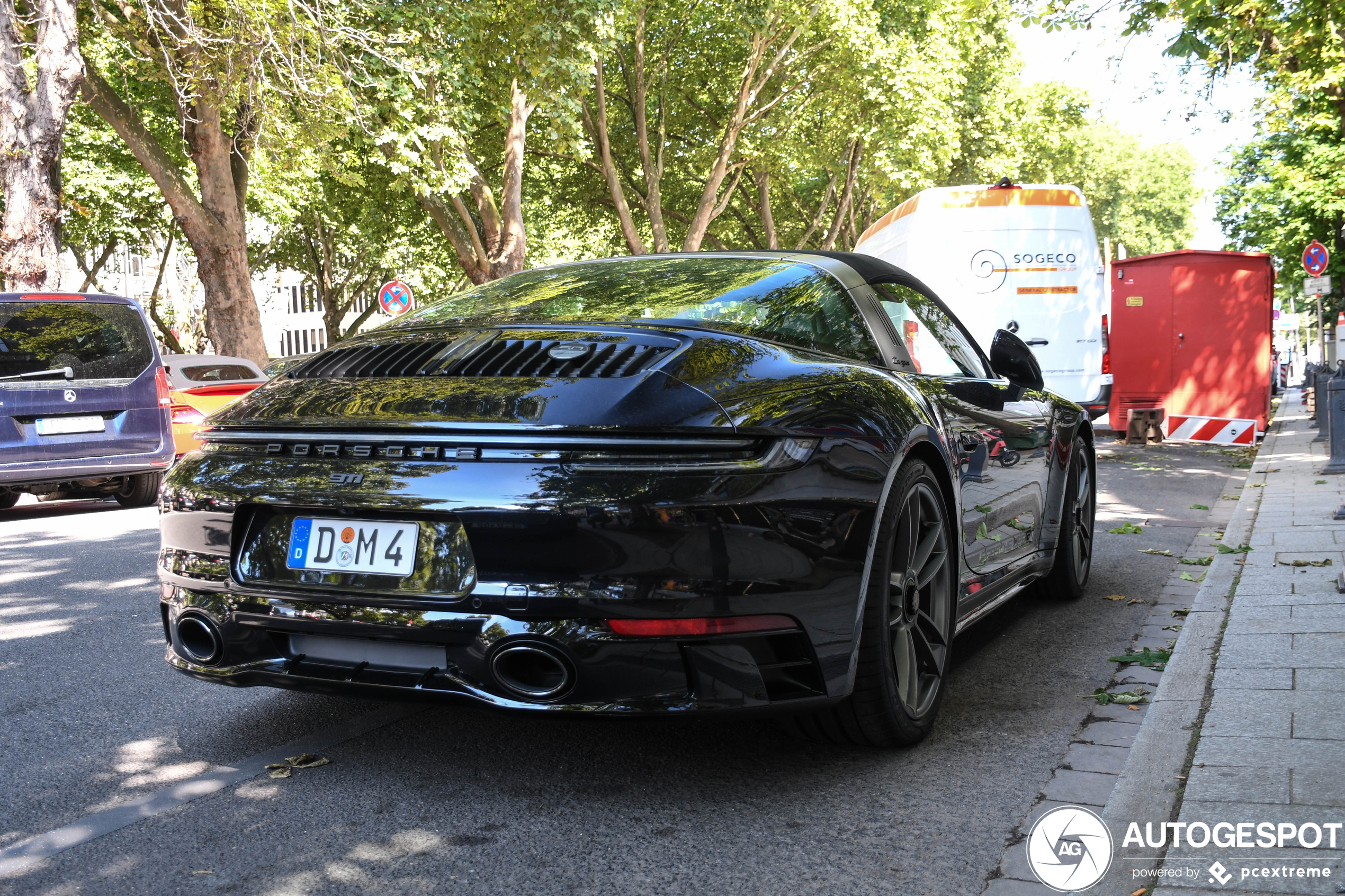 Porsche 992 Targa 4 GTS Edition 50 Years Porsche Design