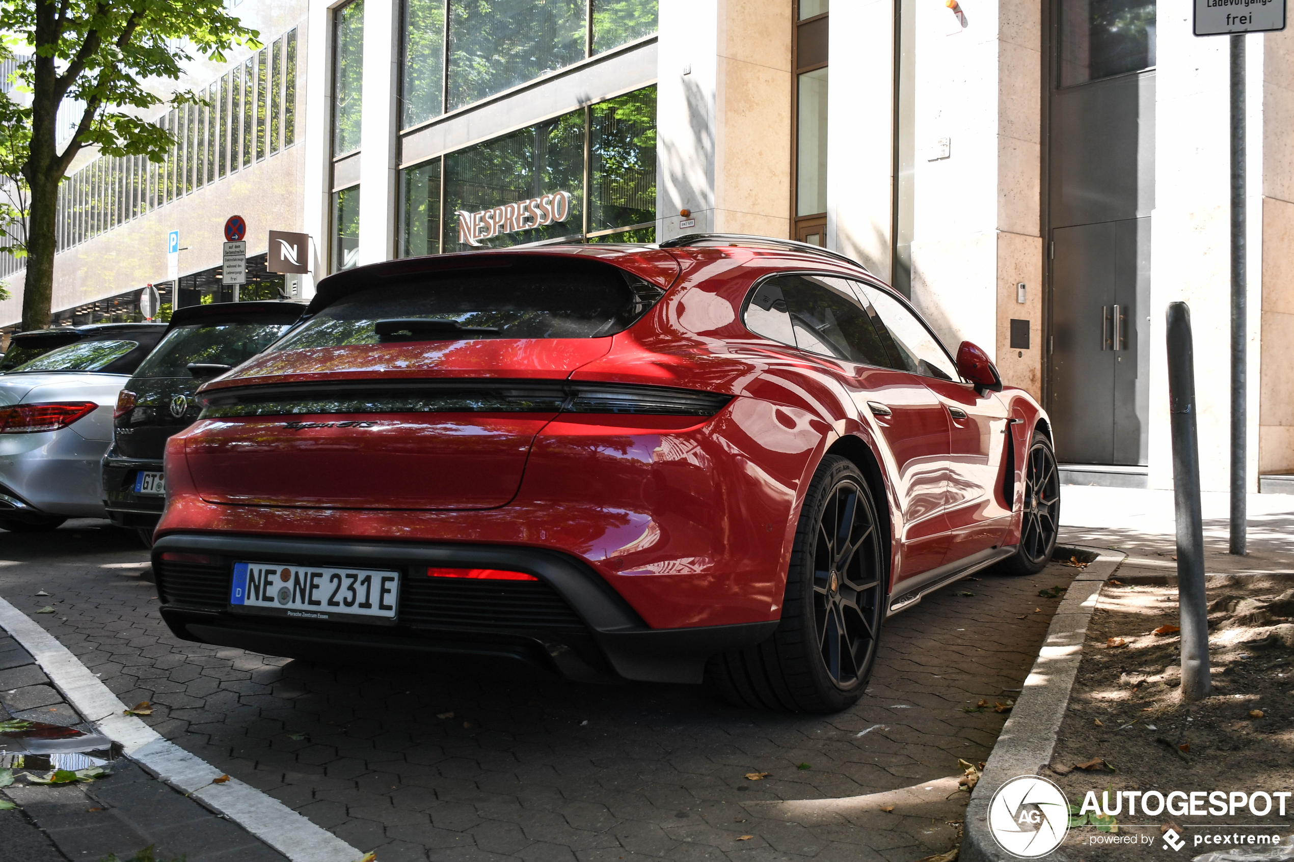 Porsche Taycan GTS Sport Turismo