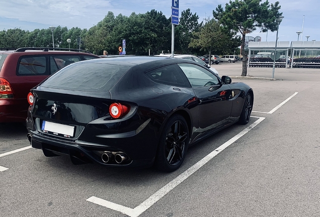 Ferrari FF