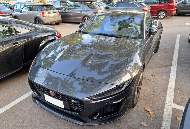 Jaguar F-TYPE R Coupé 2020