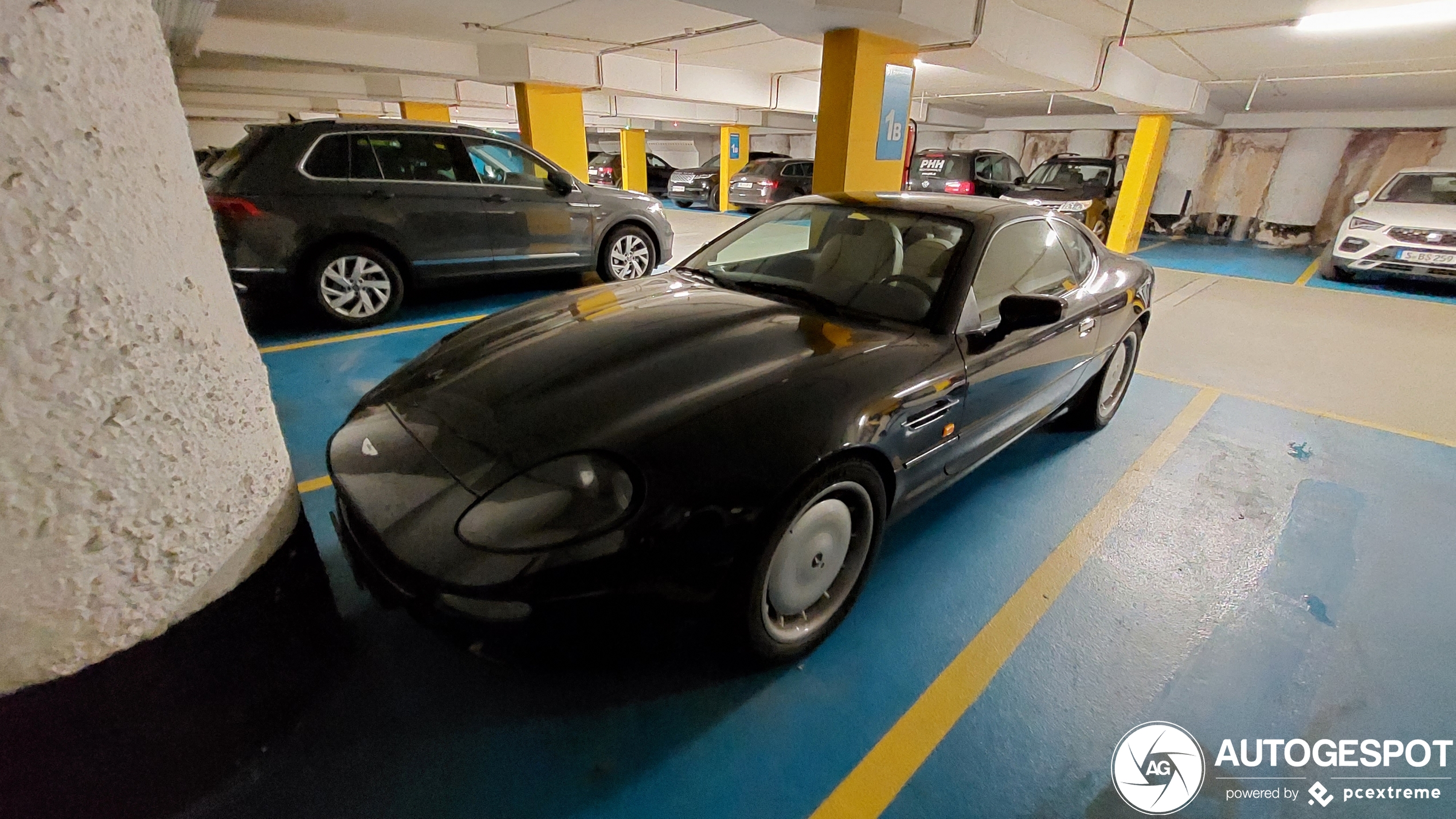 Aston Martin DB7