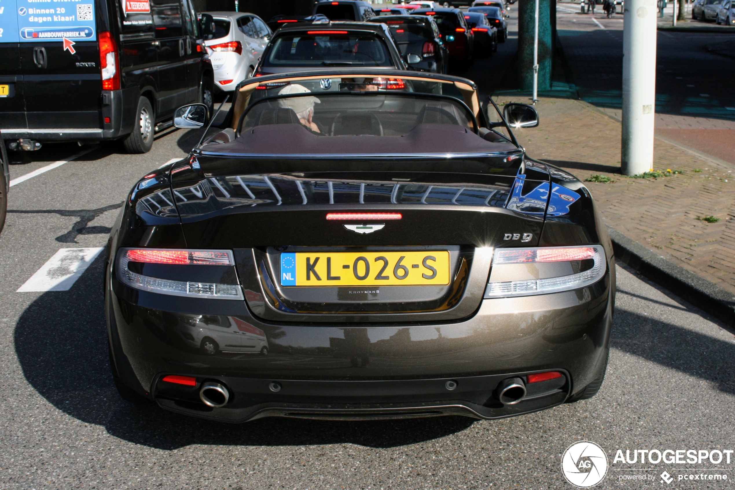 Aston Martin DB9 Volante 2013