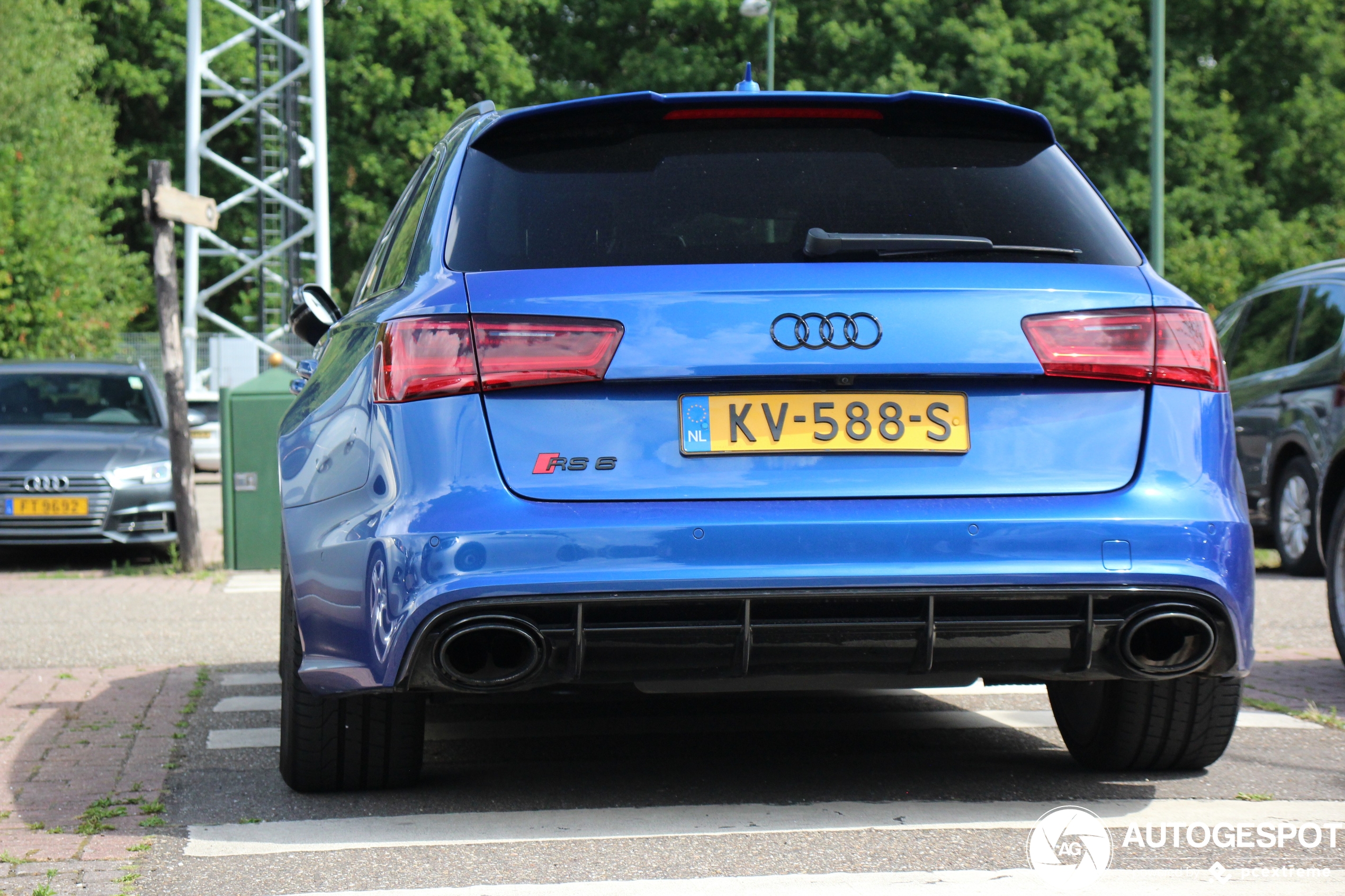 Audi RS6 Avant C7 2015