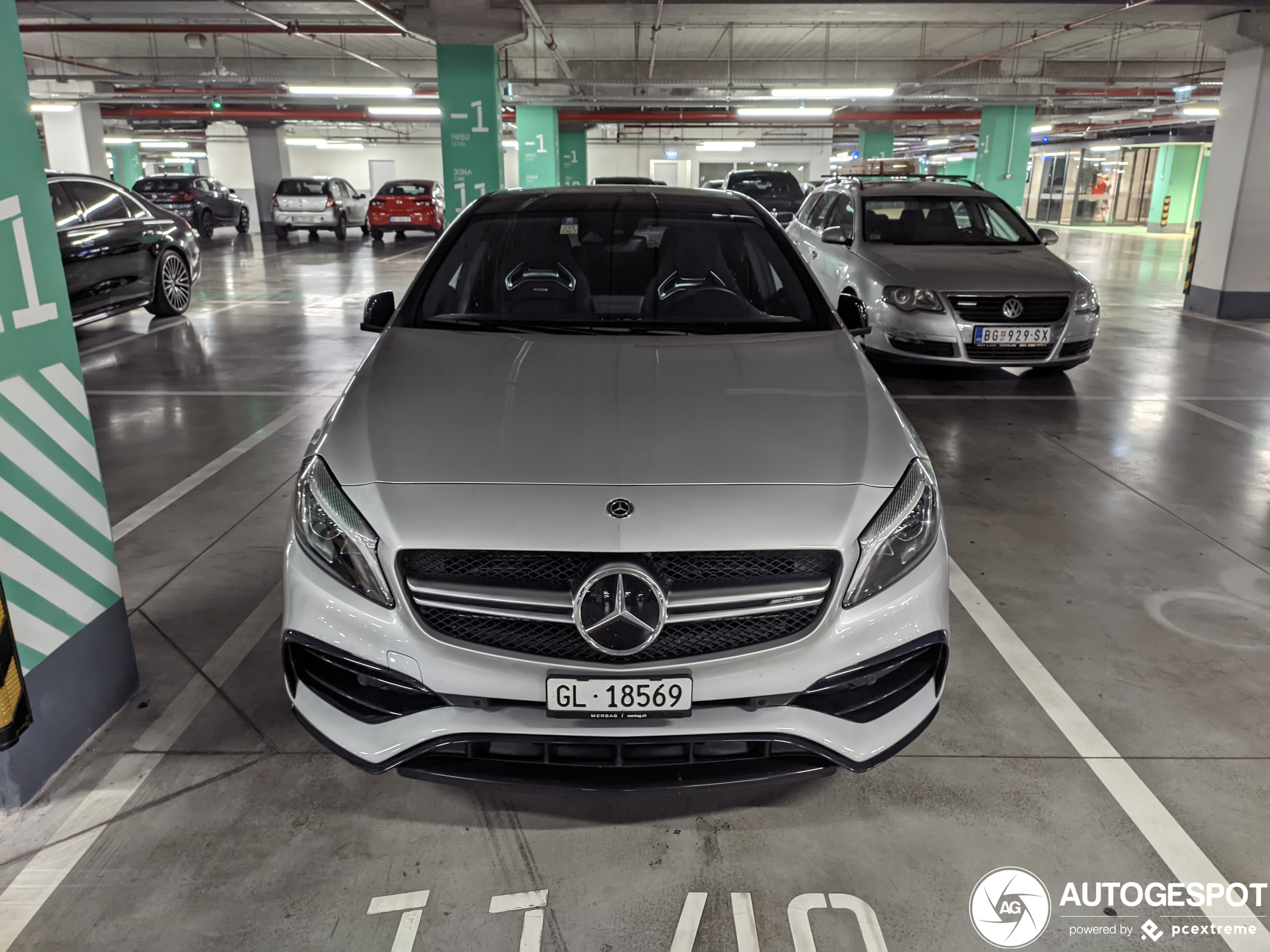 Mercedes-AMG A 45 W176 2015