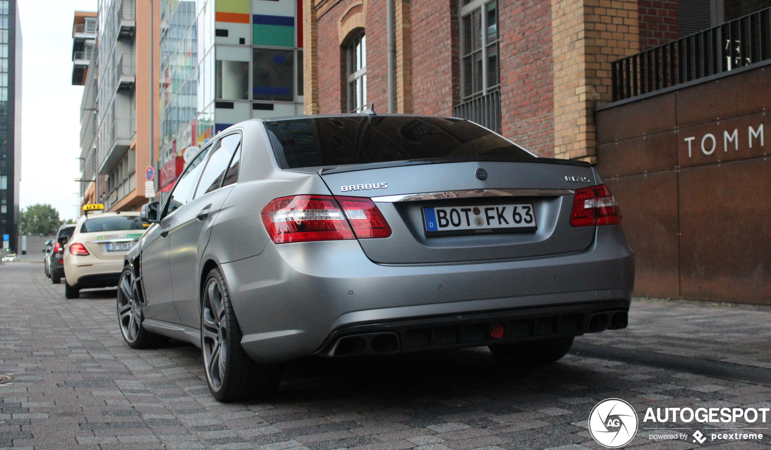 Mercedes-Benz Brabus E B63S Biturbo