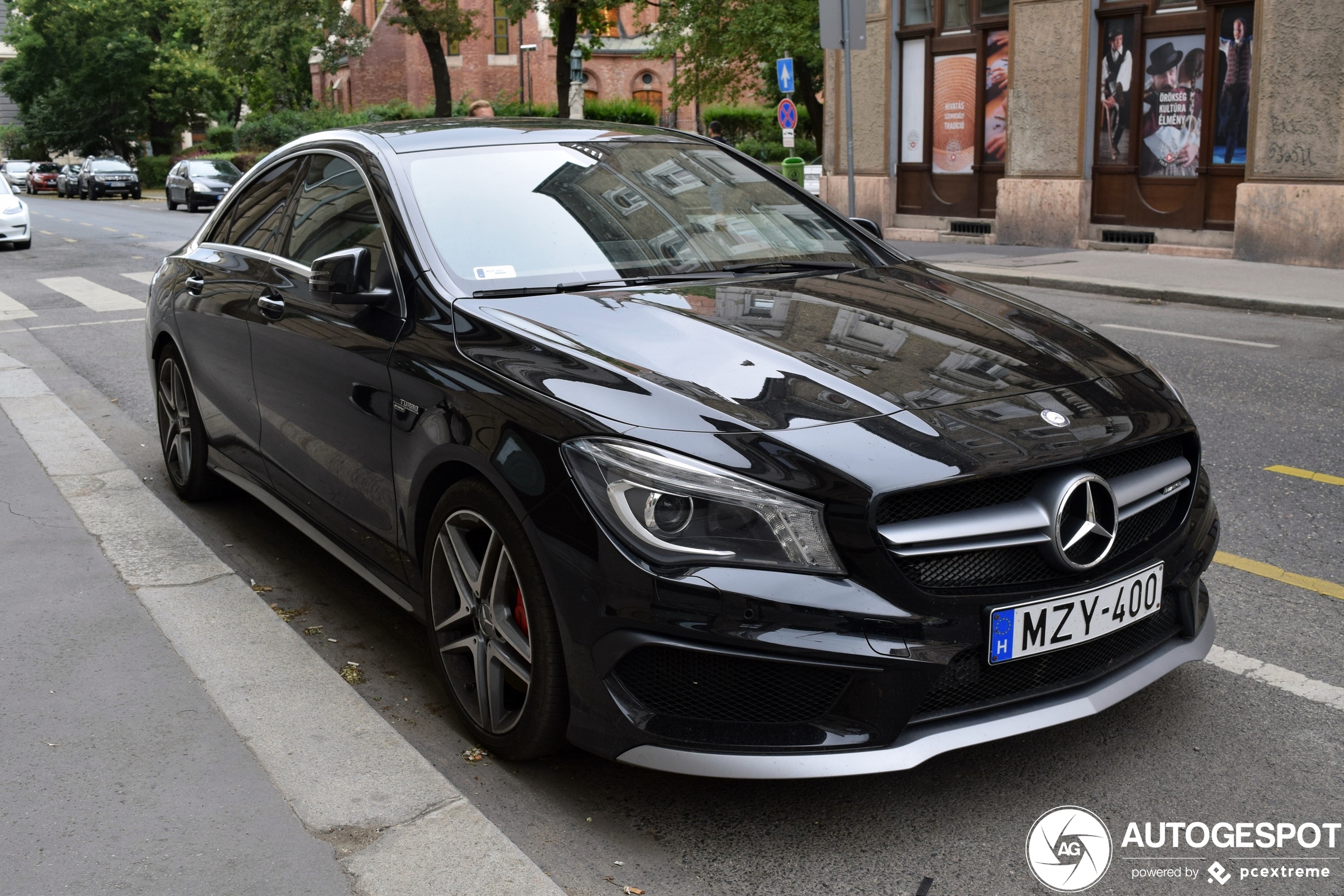 Mercedes-Benz CLA 45 AMG C117