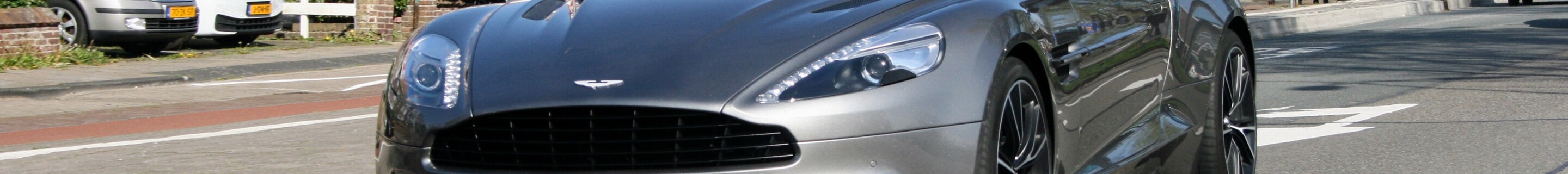 Aston Martin Vanquish 2013