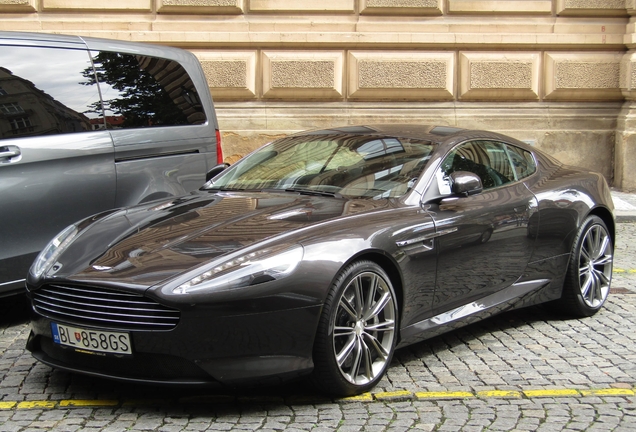 Aston Martin Virage 2011