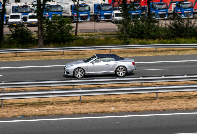 Bentley Continental GTC V8