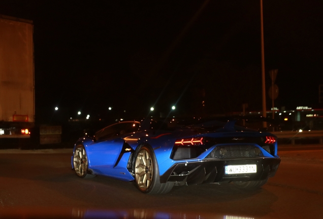 Lamborghini Aventador LP770-4 SVJ Roadster