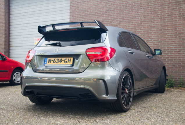 Mercedes-Benz A 45 AMG