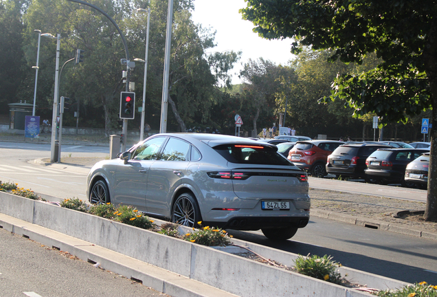 Porsche Cayenne Coupé Turbo S E-Hybrid