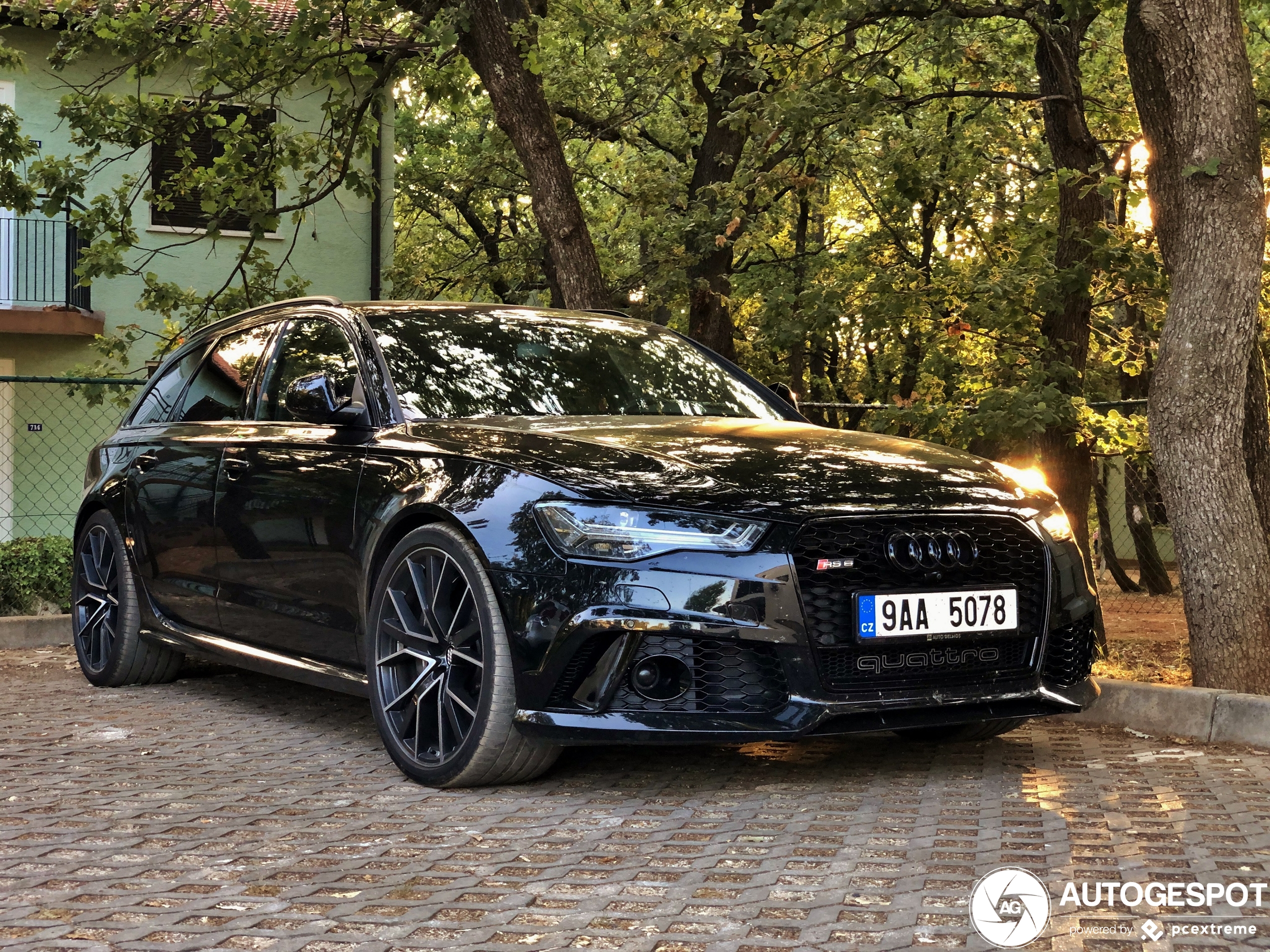 Audi RS6 Avant C7 2015