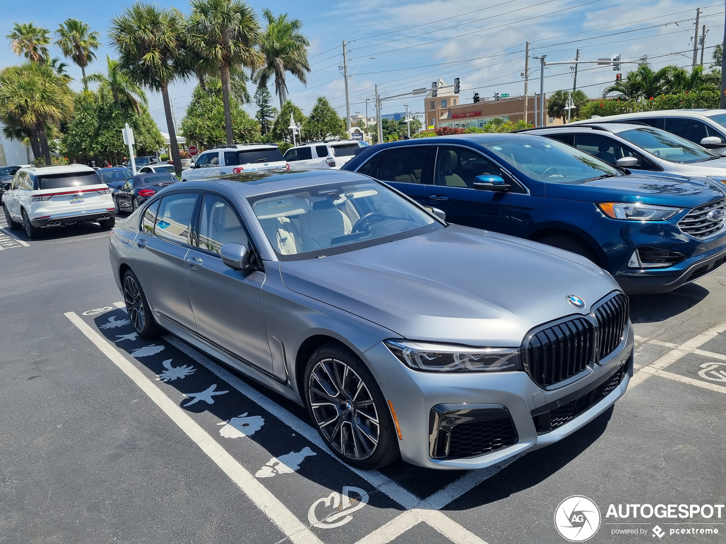 BMW M760Li xDrive 2019