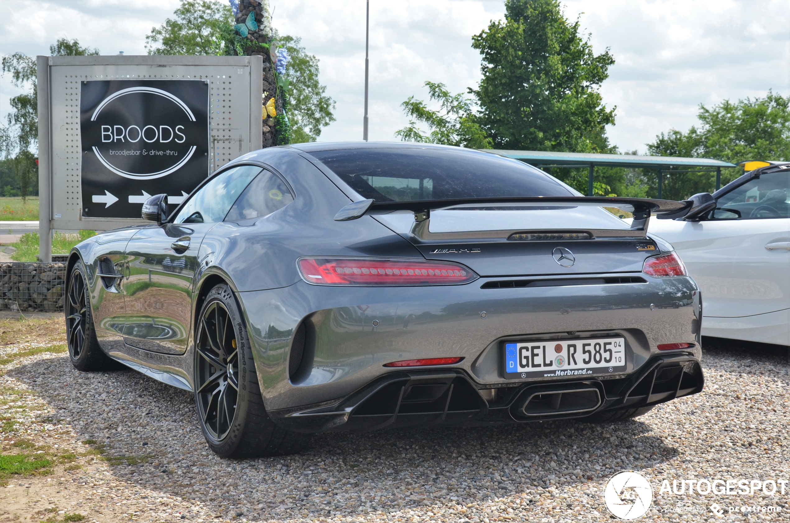 Mercedes-AMG GT R C190