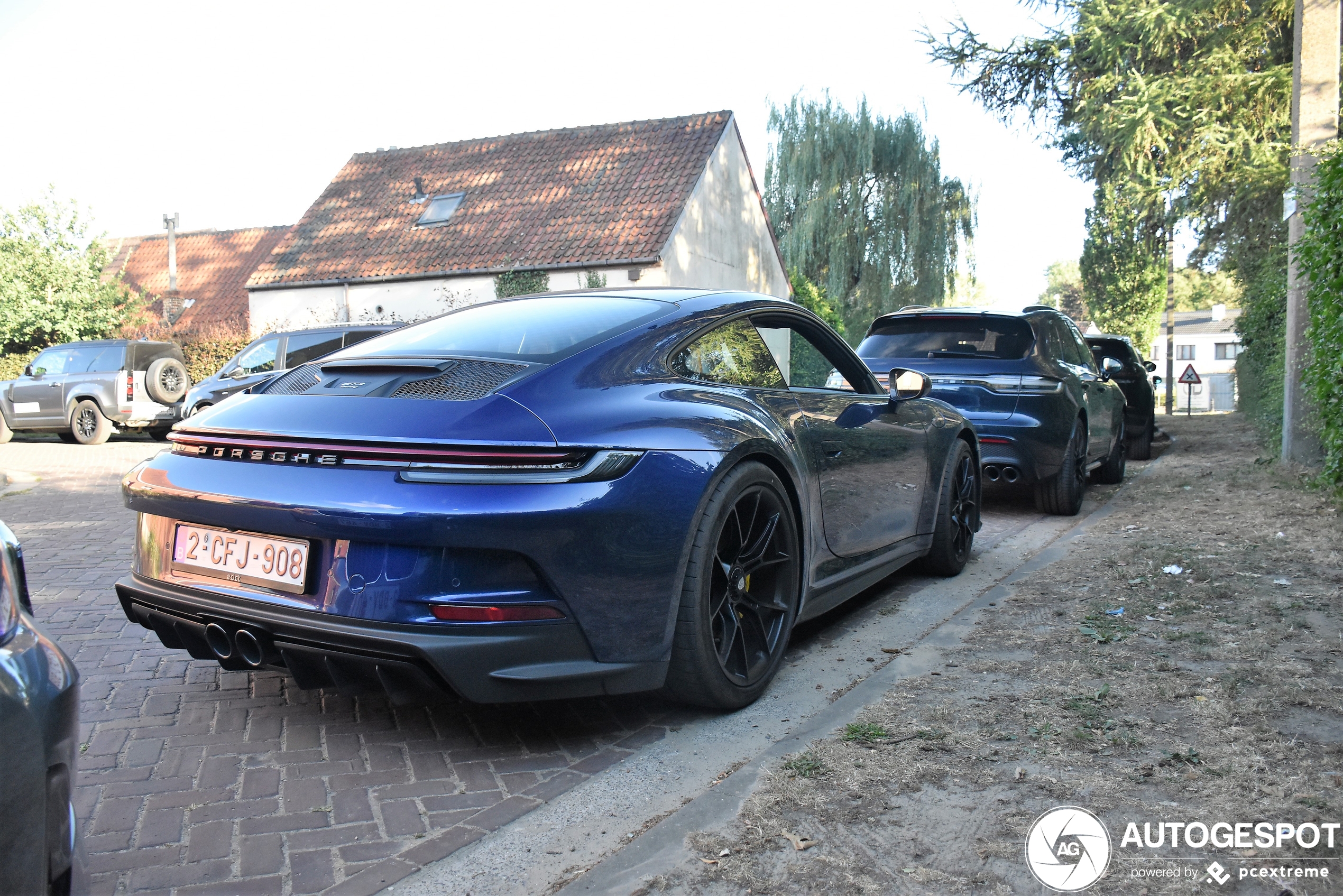 Porsche 992 GT3 Touring